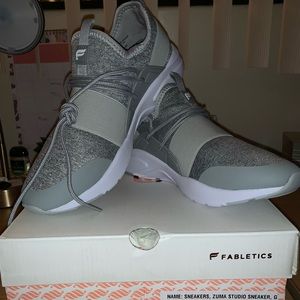 Fabletics Zuma Studio Sneaker 7.5